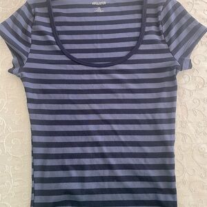 Hollister Navy & Light Blue Striped Scoop Neck Crop Tee